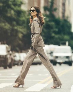 Veronica Beard Tonelli Plaid Pant -Veronica Beard PDP LOOK 01 NK1 0653 R 4d3d31d2 6a61 4c1c 9db5 74ee7ea286b4