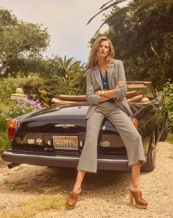 Veronica Beard Dova Houndstooth Pant -Veronica Beard PDP Look 04 0986 R